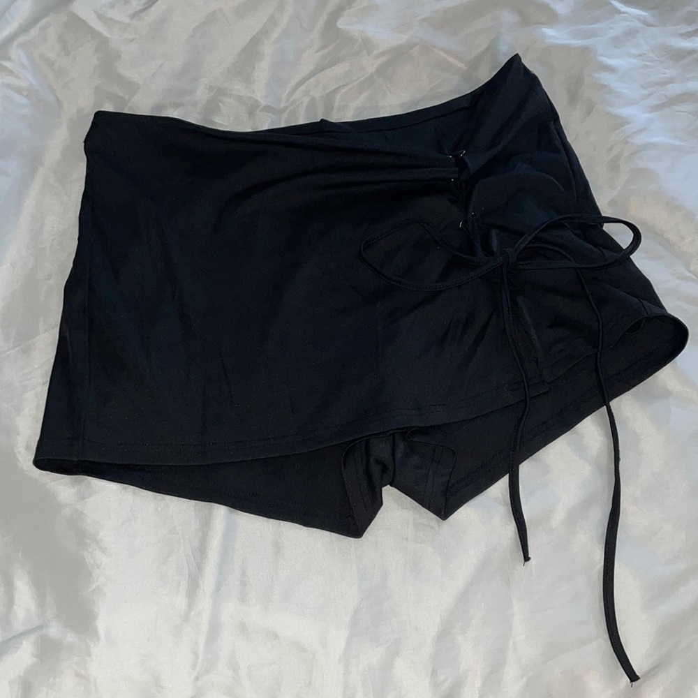 Black, tie up skort